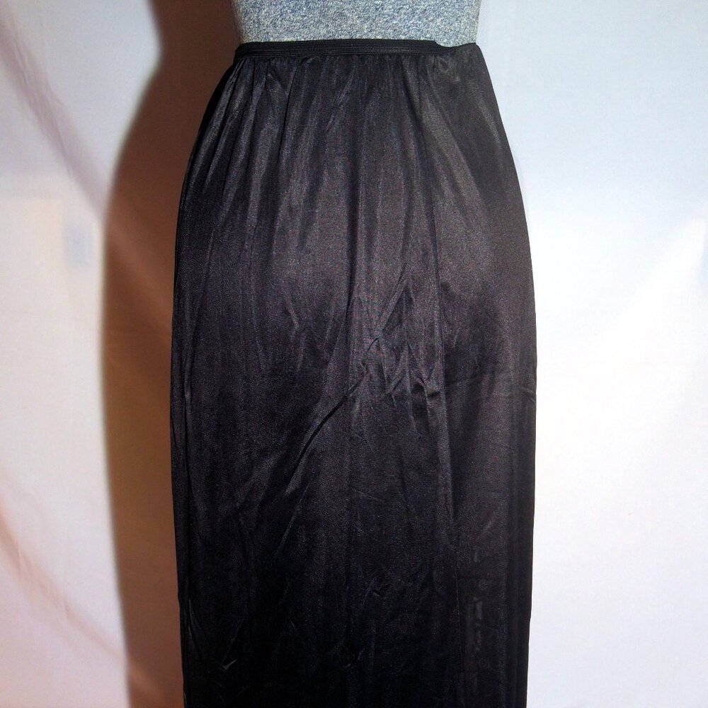 VTG 60s Mistee Long Black Nylon & Lace Half Slip Size SM 36" Length, 14" Slit